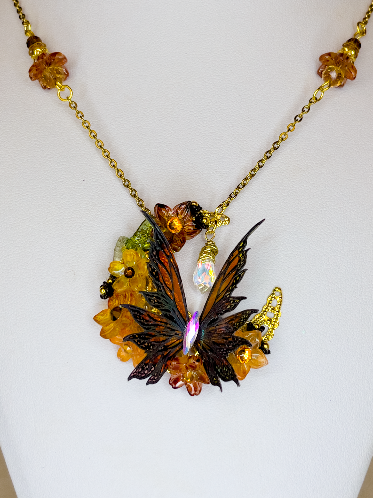Verity Companion Necklace (Monarch Detail)
